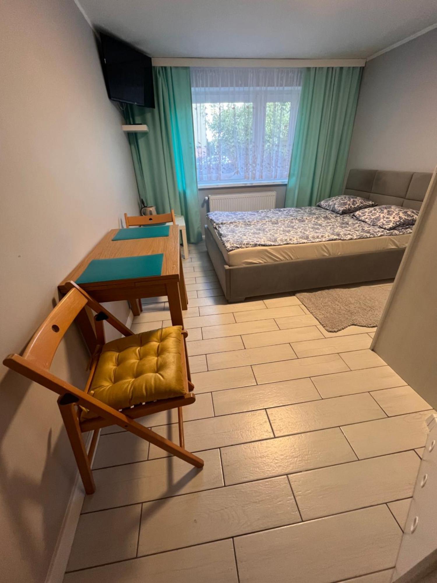 Pokoje Goscinne Halina Leba Bagian luar foto