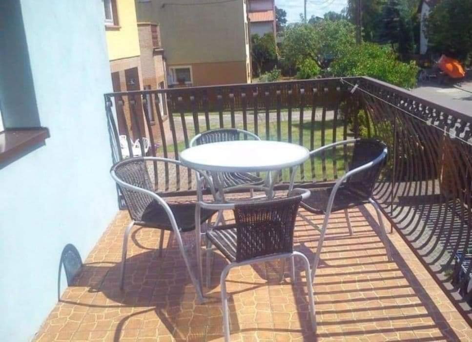 Pokoje Goscinne Halina Leba Bagian luar foto